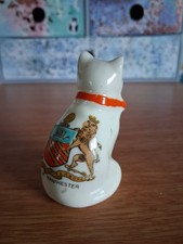 Crested China Cat.City Of Manchester. Wilton China England. 2.5 Inches