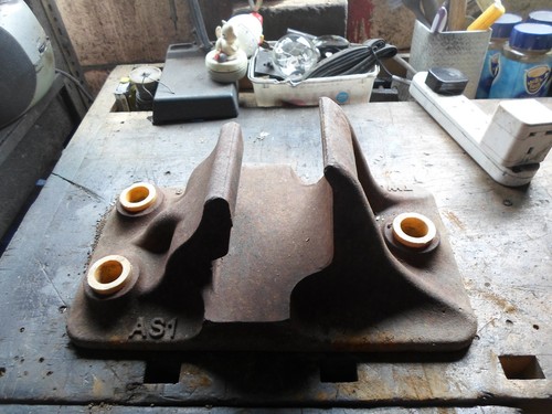 Railway sleeper brackets - sleeper,