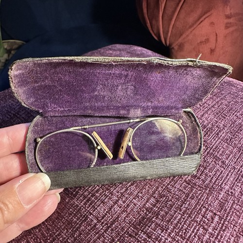 C1900 antique pince nez - antique,