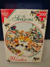 Vintage Falcon 200 Piece Round