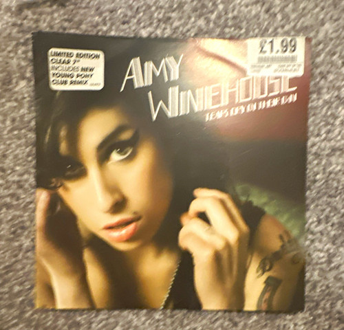 Amy winehouse tears dry - amy,
