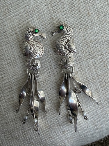 Vintage seahorse dangle - seahorse,