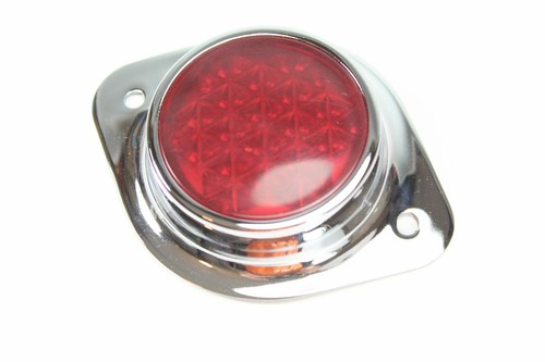Reflectors with housing for