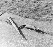 WW2 Photo WWII Broken Mauser