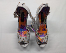 New - Iron Fist - Size 6 -