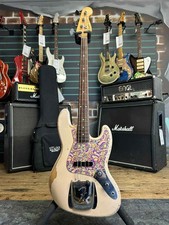 Fender 'Flea' Signature