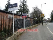 PHOTO  PROMOTING EVENTS ALONG