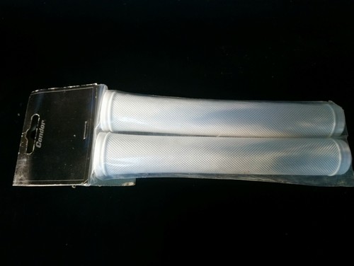 Handlebar track grips white - grips,
