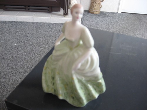 Coalport jennifer figurine - "jennifer, "