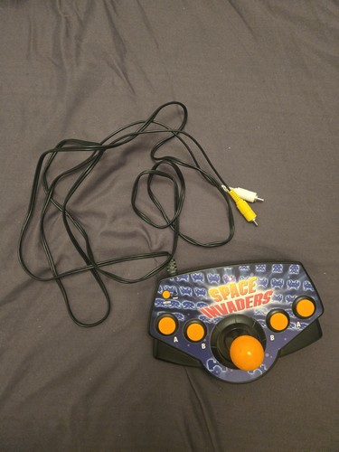Taito radica space invaders - taito,