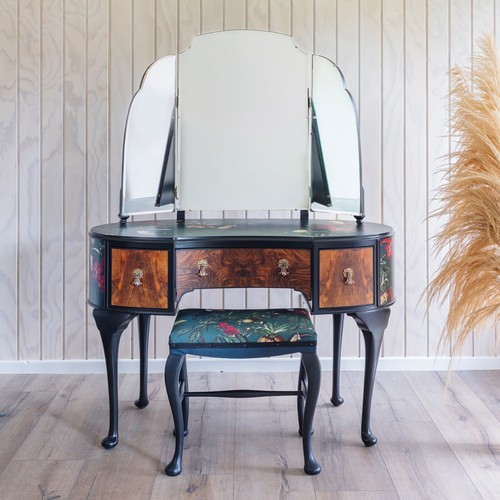 Exceptional vintage queen anne - exceptional,