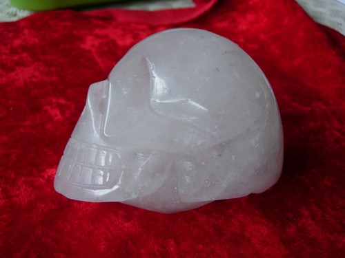 Crystal skull large earth - large,