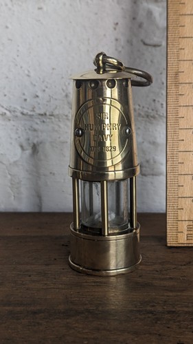 Miniature sir humphrey davy - sir,