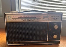 Vintage retro Sceptre radio