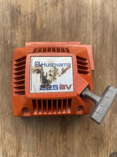 Husqvarna 225 leaf blower - leaf,