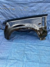 GENUINE Land Rover Defender