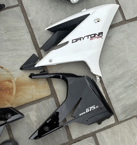 Daytona 675r side fairings - side,