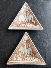 Lot of 2 Triangular ceramic of