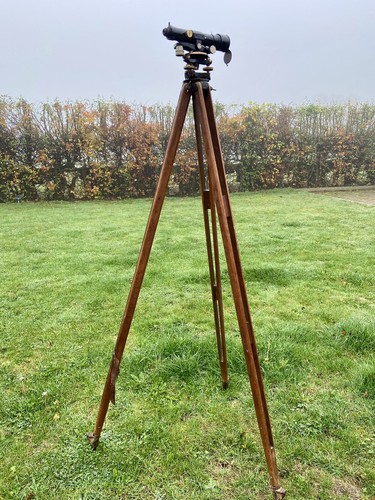 1920s theodolite with original - theodolite,