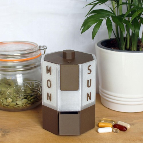 Weekly vitamin organiser 7 - vitamin,