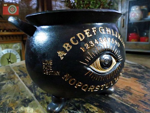 All seeing eye witches - all,