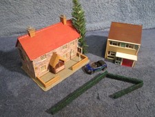 JOBLOT OO/HO HORNBY/POLA RAILWAY BUILDINGS ~ Bell Inn, Detached House -R275,sp.B