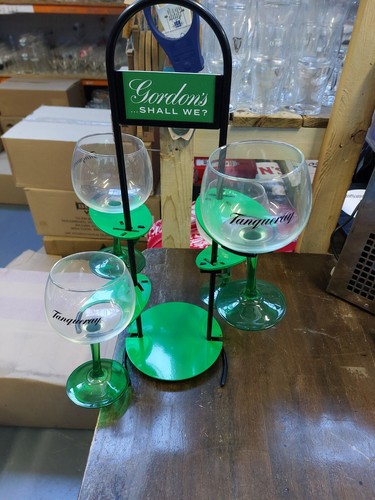 Rare stunning party piece gin - rare,