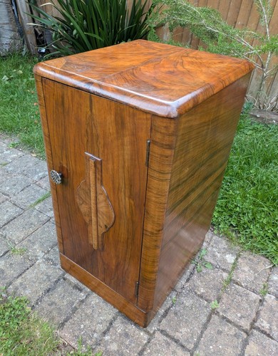 Art deco figured walnut - figured,