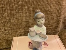 NAO Lladro Breakfast for Mom
