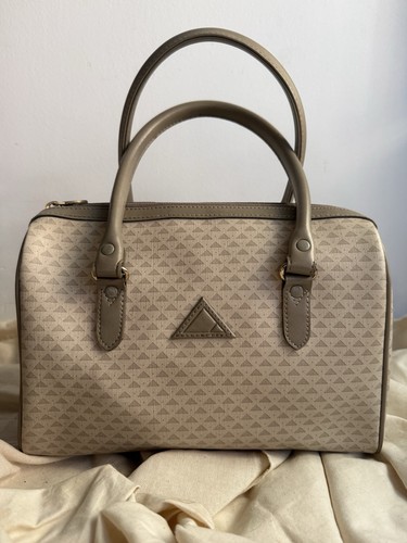 Liz claiborne beige geometric - claiborne,