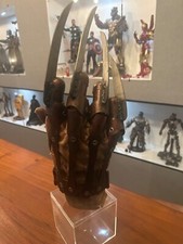 Robert Englund Freddy Krueger 1984 Cast Autographed Glove nightmare on Elm Stree