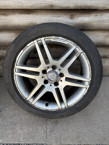 Mercedes w204 c class - mercedes,