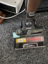 Shark Stratos Stick Vacuum Cleaner - Charcoal Grey/Copper (IZ400UKT)