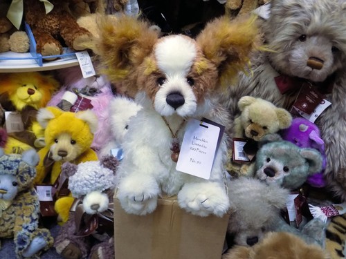 Charlie bears munchkin - bears, ltd