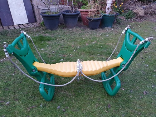 Double outfacing gondola swing - double,