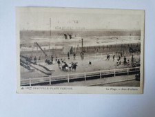 CPA 14 DEAUVILLE-Plage-Fleurie