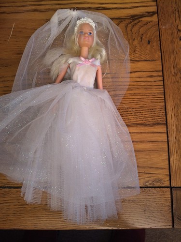 Vintage sindy doll - doll, in