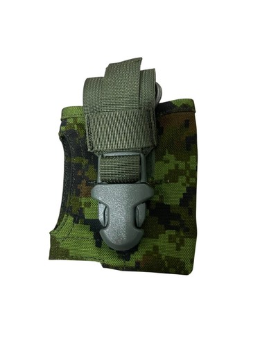 Canadian armed forces ops - armed,