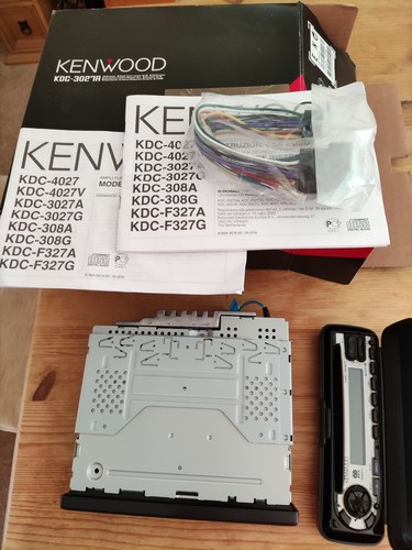Kenwood car stereo player - car,
