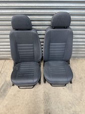 Land Rover Defender Tdci Puma front seats Pair