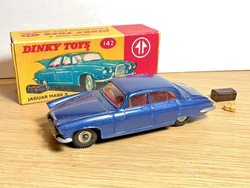 Dinky 142 jaguar mark - dinky,