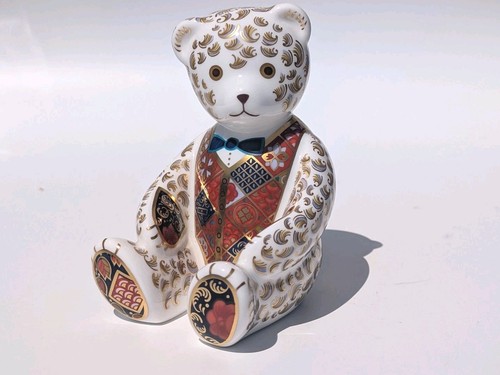 Royal crown derby - crown, imari