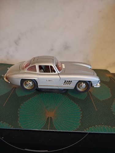 Burago mercedes benz 300sl - mercedes,