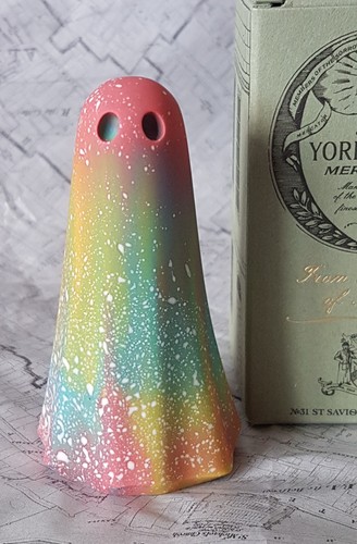Aurora snowglobe large ghost - snowglobe,