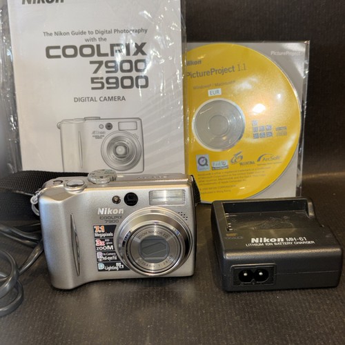 Nikon coolpix 7900 1mp - nikon, 7.1mp