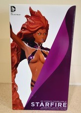 DC Comics Cover Girls -