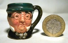 ROYAL DOULTON TINY CHARACTER JUG D6260 MR PICKWICK