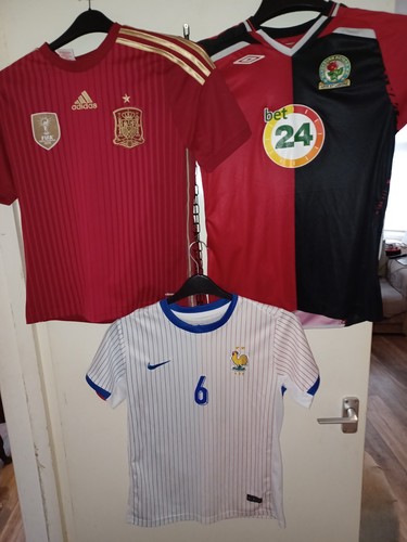 Football shirt bundle - shirt, size