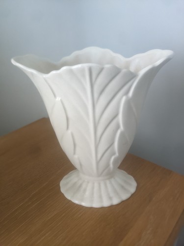 Beswick cream fan shaped - cream,