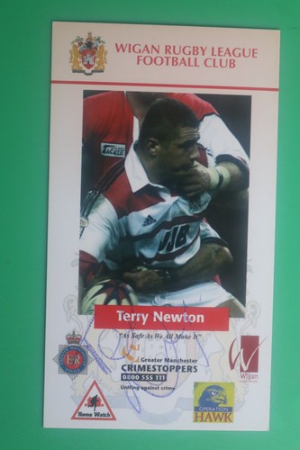 Terry newton hand signed wigan - hand,